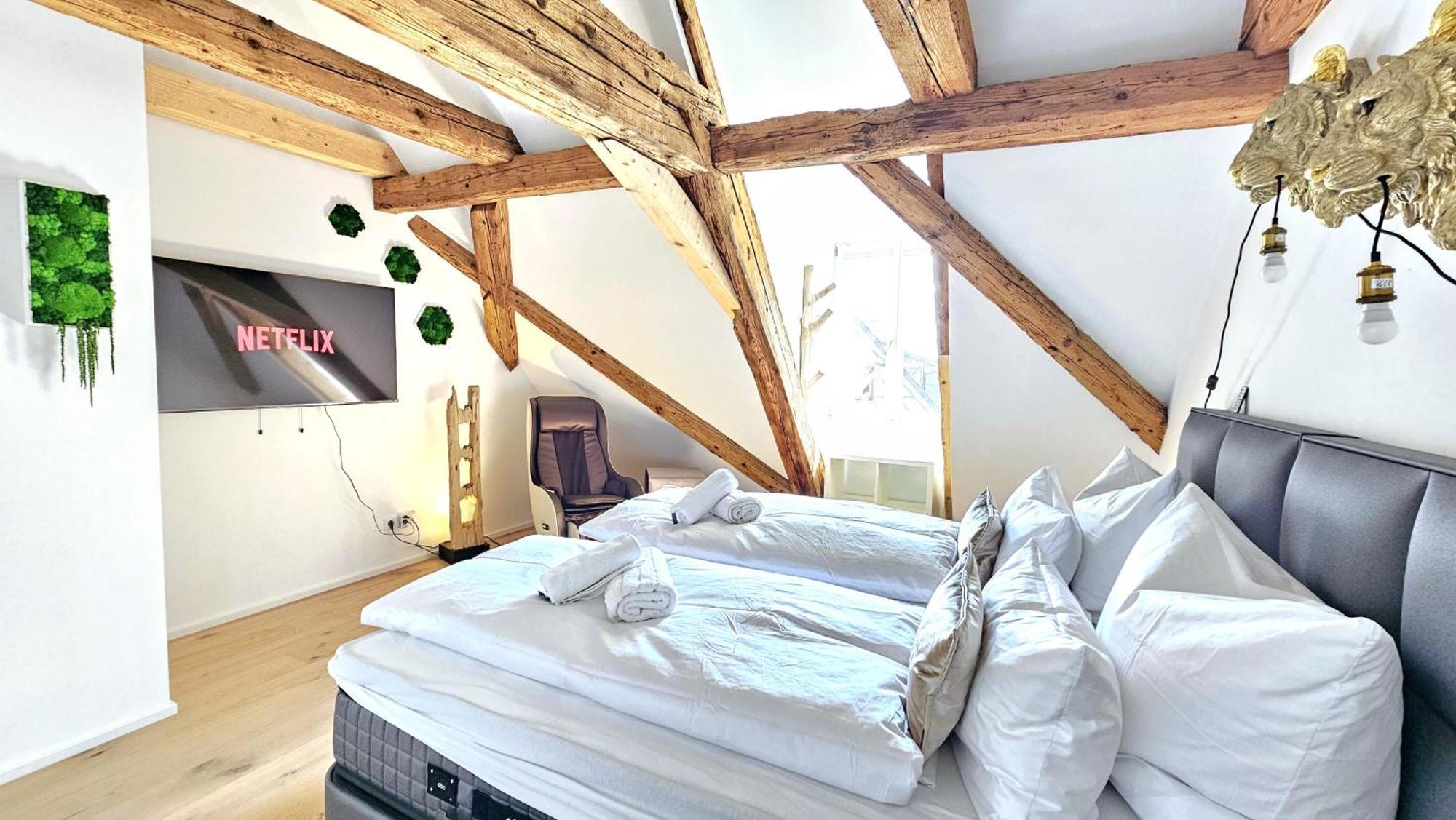 Wood World Luxury - Massage - Bergblick - Tranpolin- Parken Apartment Маркдорф Екстериор снимка