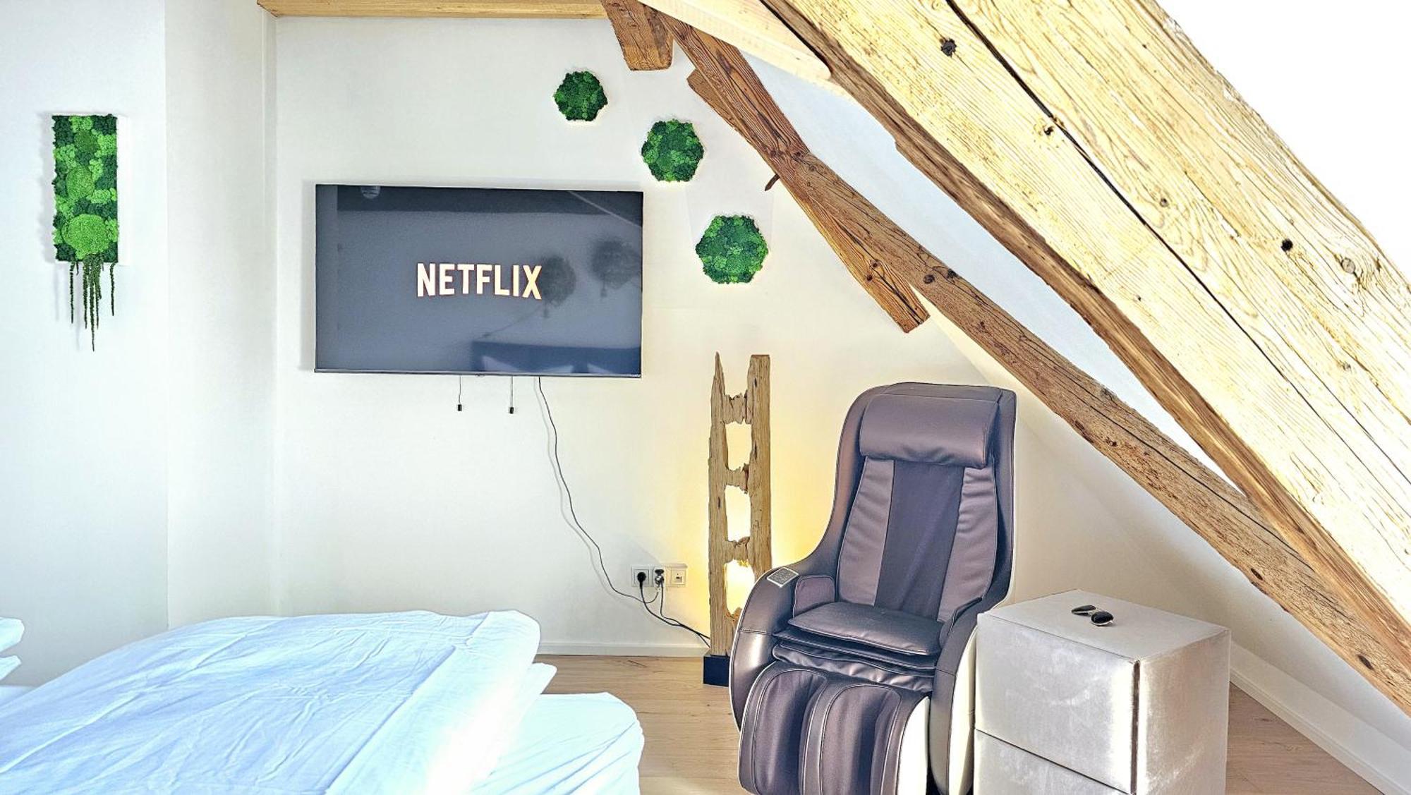 Wood World Luxury - Massage - Bergblick - Tranpolin- Parken Apartment Маркдорф Екстериор снимка