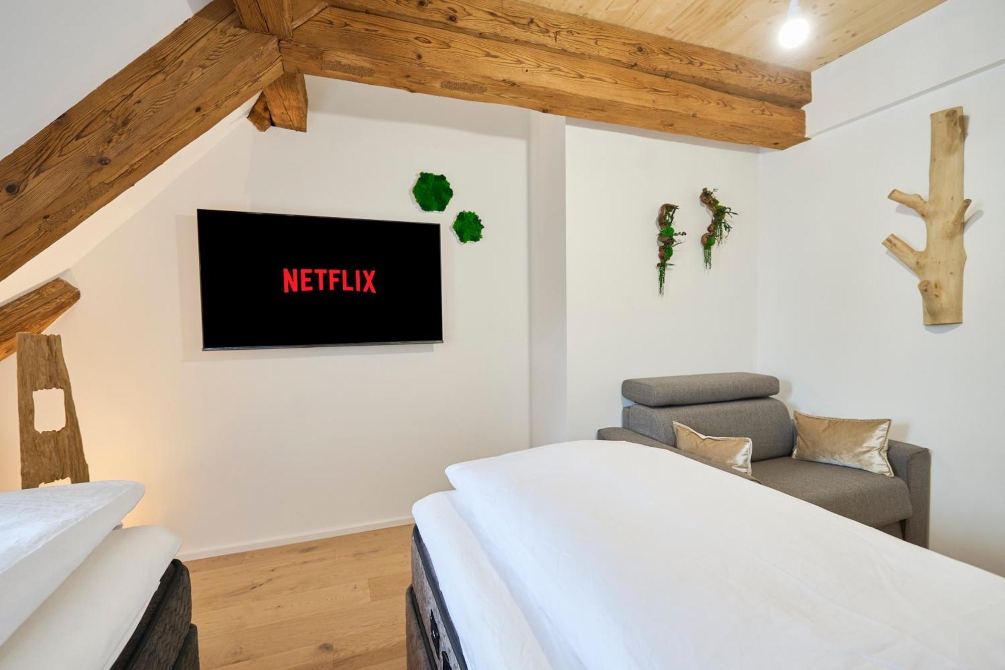 Wood World Luxury - Massage - Bergblick - Tranpolin- Parken Apartment Маркдорф Екстериор снимка
