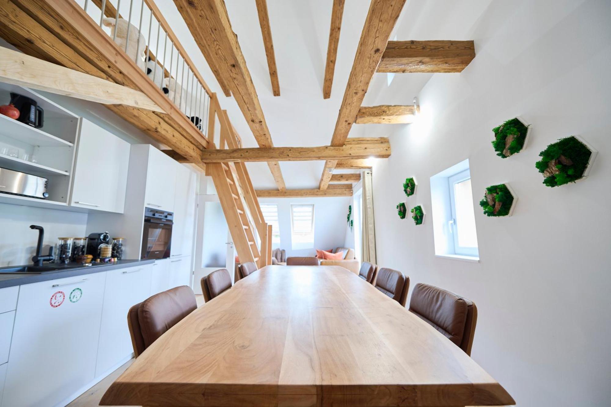 Wood World Luxury - Massage - Bergblick - Tranpolin- Parken Apartment Маркдорф Екстериор снимка